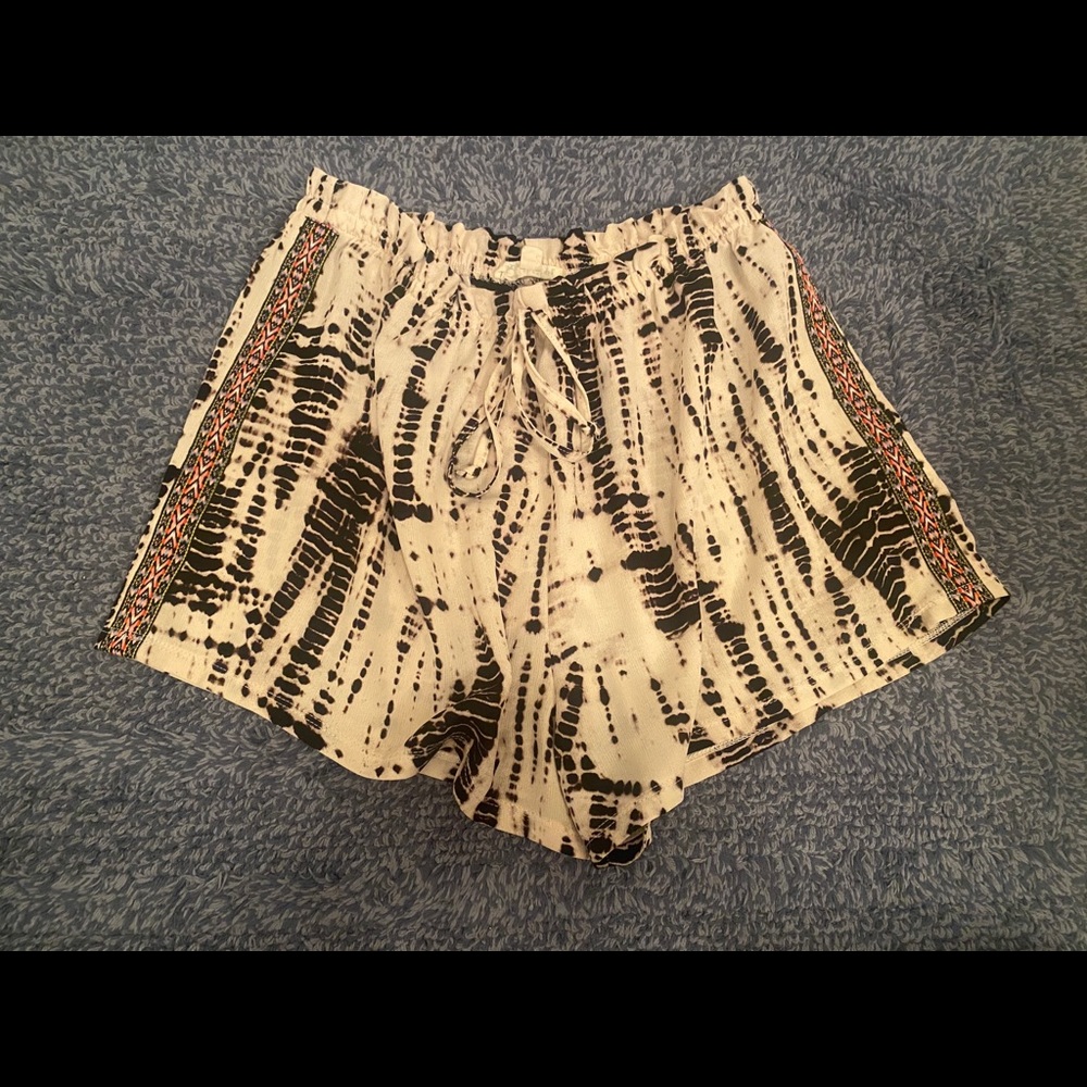 About A Girl Flowy Shorts